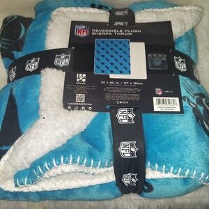 NFL Carolina Panthers Reversible Plush Sherpa Throw - Blue
